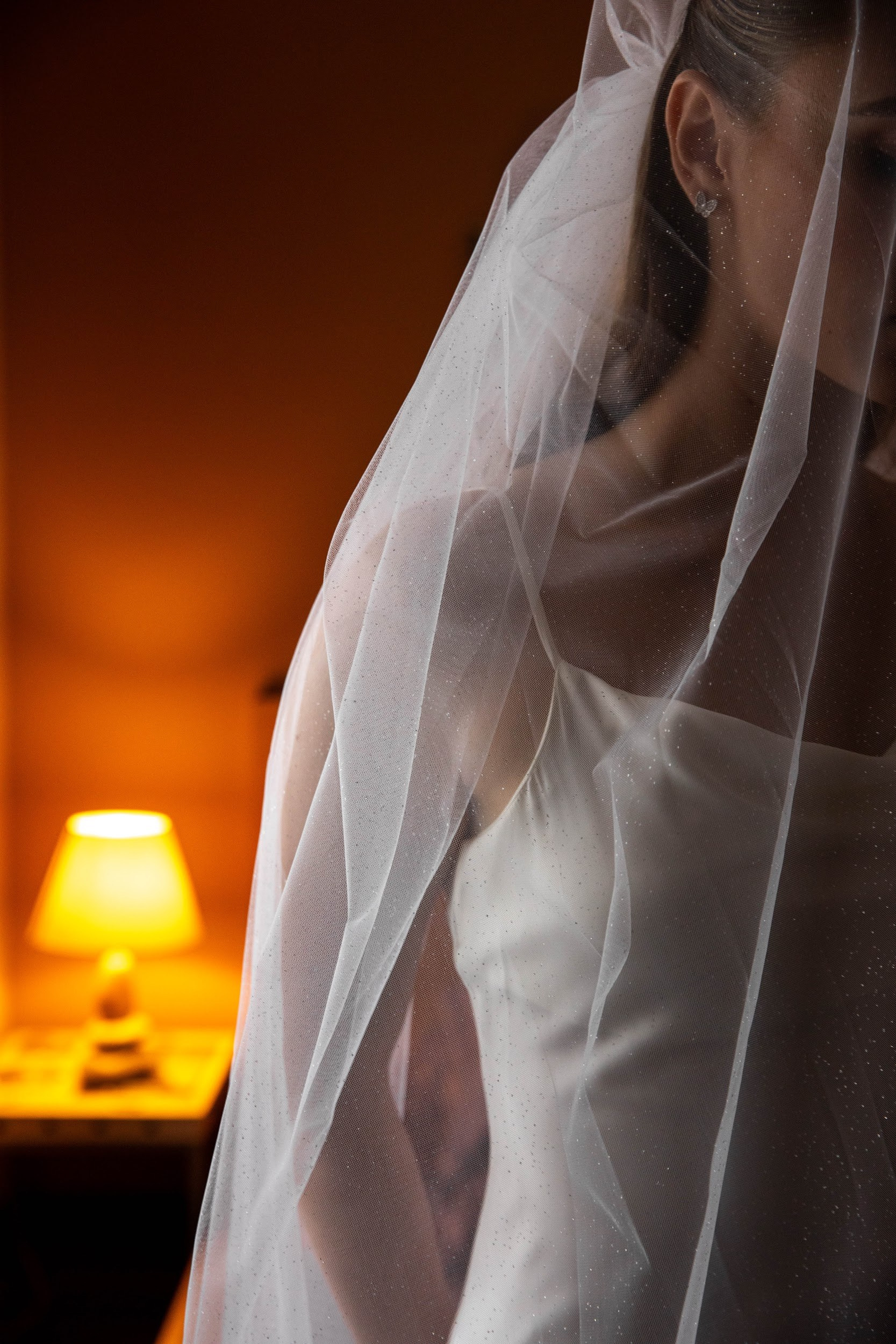 Сборы невесты в отеле. Агентство ПИОН