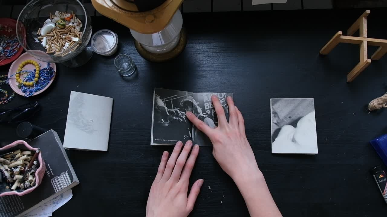 Шалость [текст + зин + видео]. Аня белка — художница и фотограф