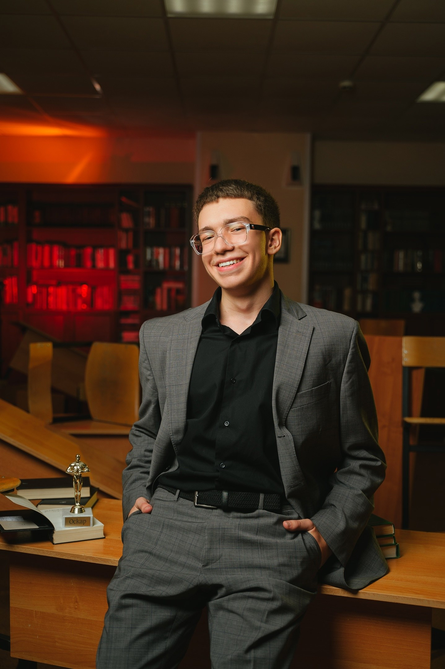 Школьные съемки & Выпускные альбомы. Свадебный и Школьный фотограф Улан-Удэ Бурятия Джулия Топоева Выпускные альбомы Фотограф на мероприятие