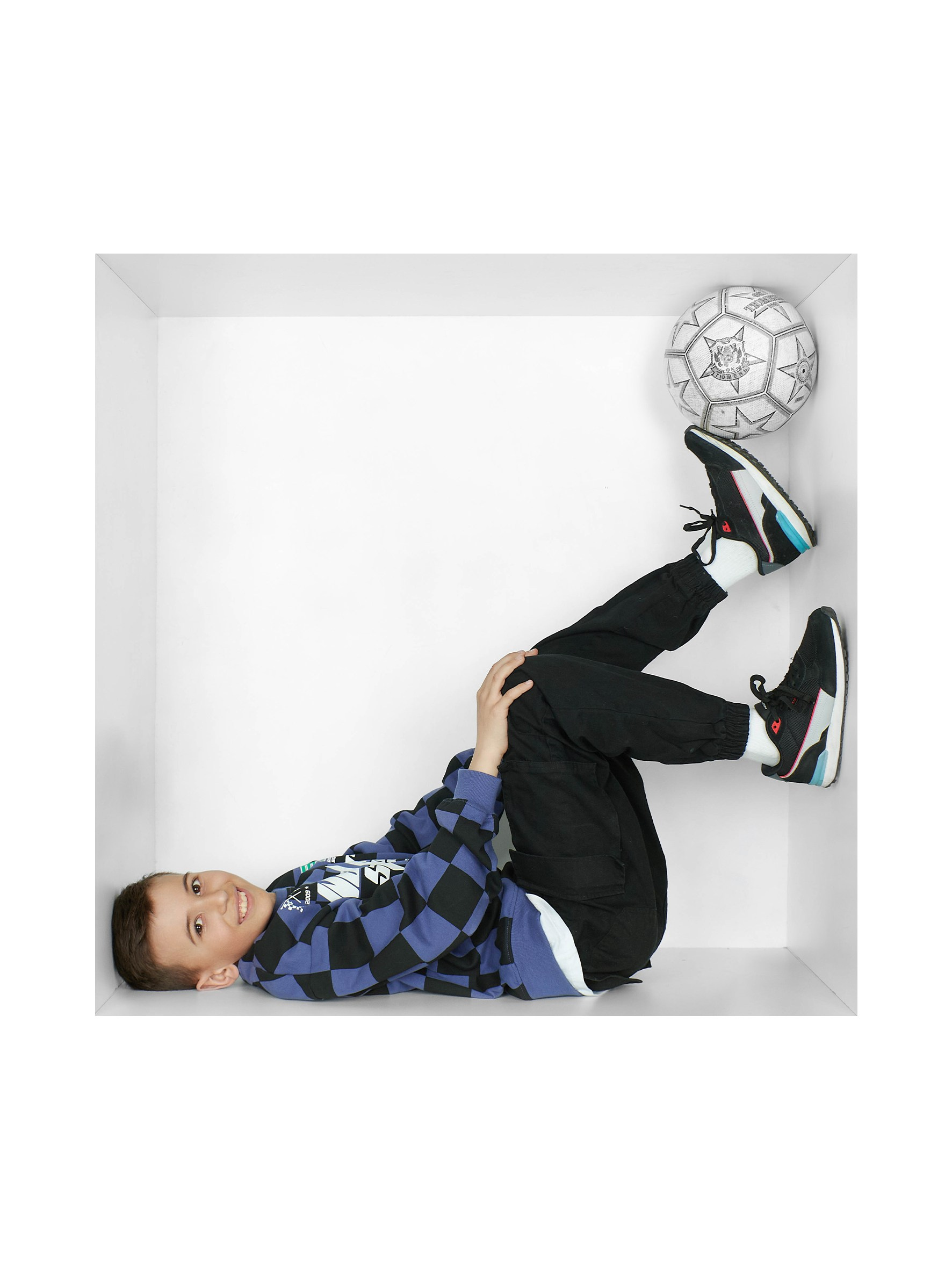 Альбом «В кубе» для начальной школы. Выпускные альбомы в Тюмени для школ, садов, вузов спортивных секций