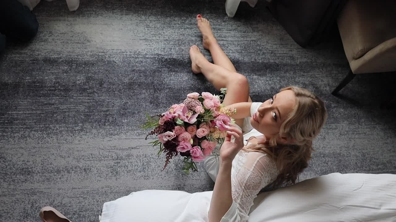 Свадебный фильм Самара. Свадьба под ключ. Ведущий на свадьбу в Самаре. Свадебный видеограф и свадебный фотограф в Самаре Олег Слеб