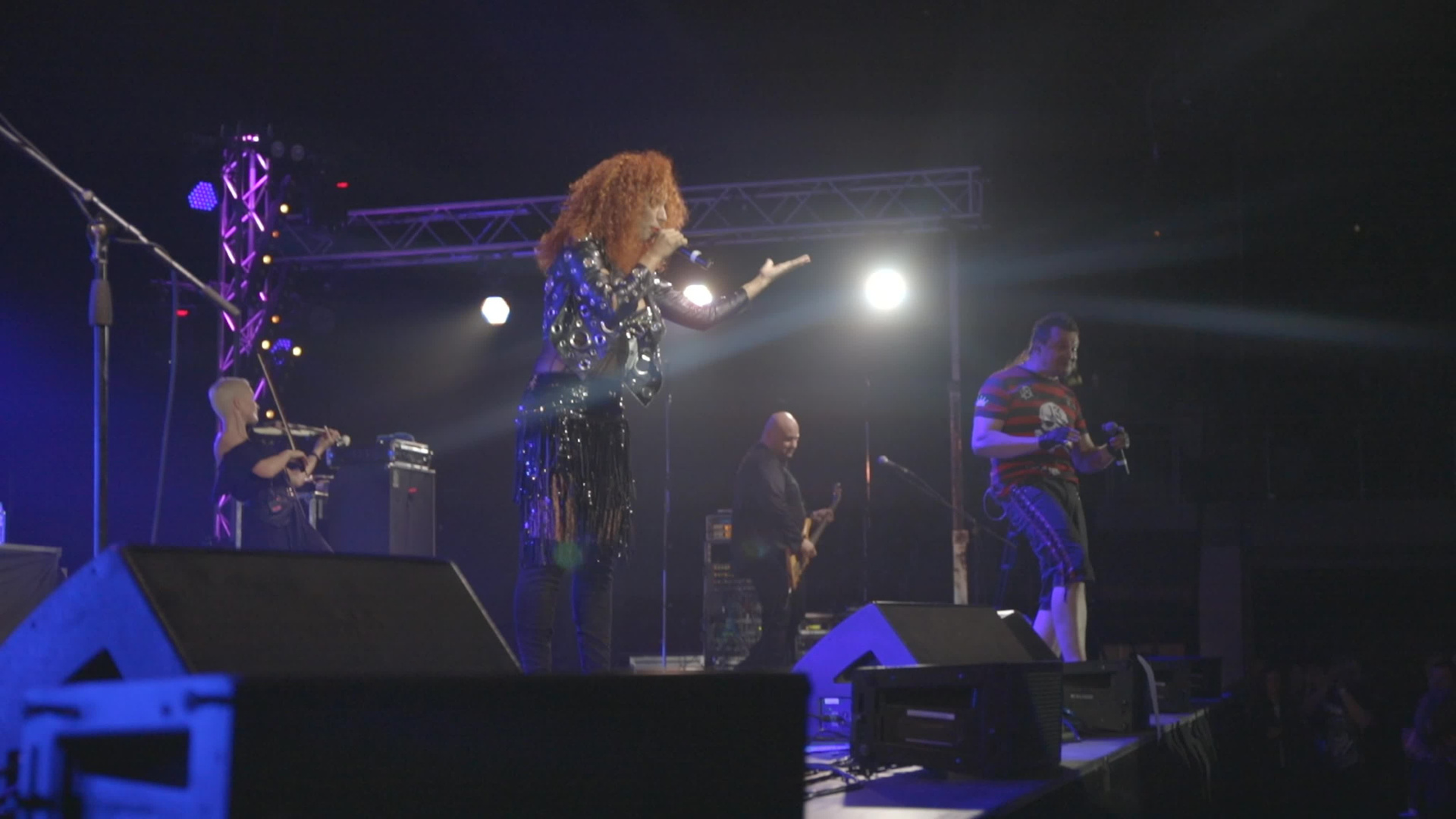 Совместные проекты. Певица Юлия Коган