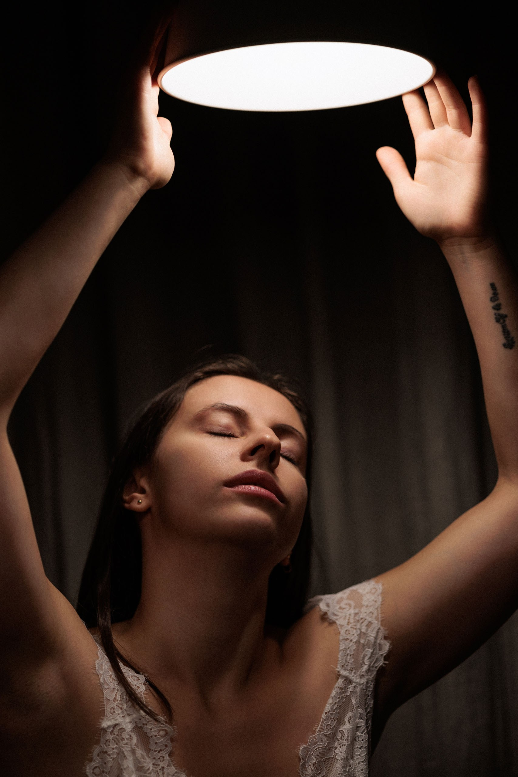 Классические и творческие портретные съёмки для девушек