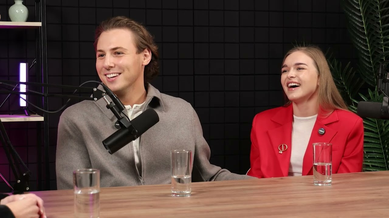 Видеостудия для подкастов и REELS. Видеосъемка и фотосъемка свадеб. Фотограф и оператор на свадьбу. Видеосъемка подкастов, собственная видео-фотостудии. Предметная фотосъемка