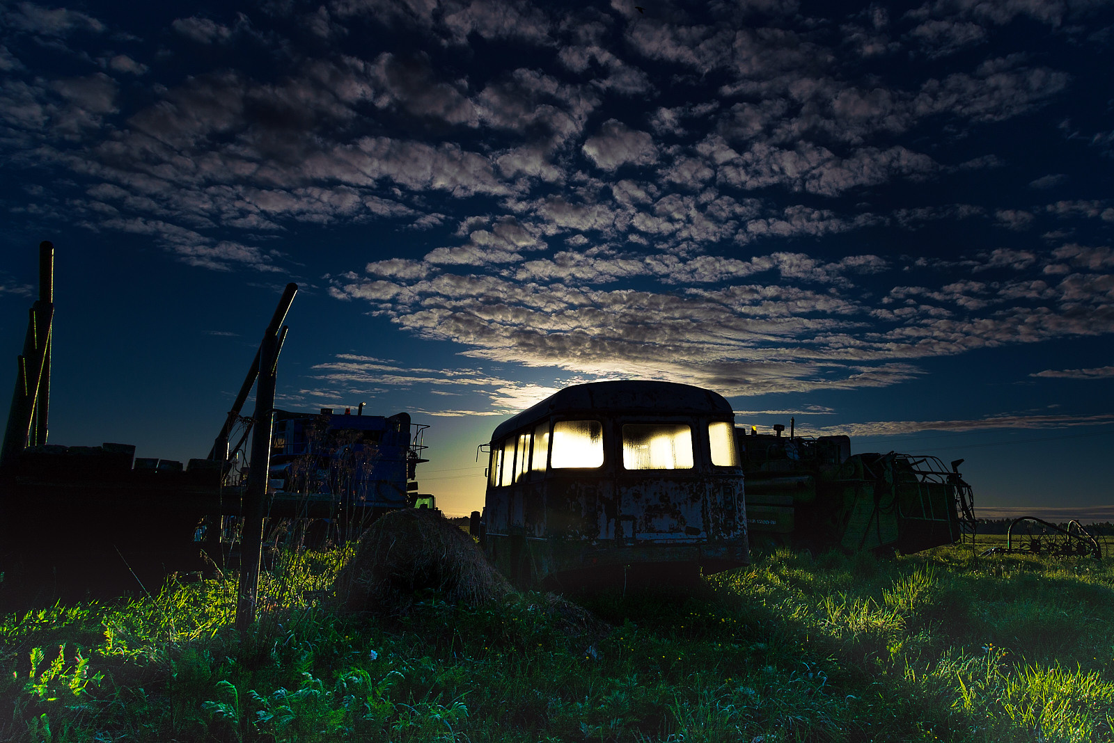 Заброшенный автобус ПАЗ