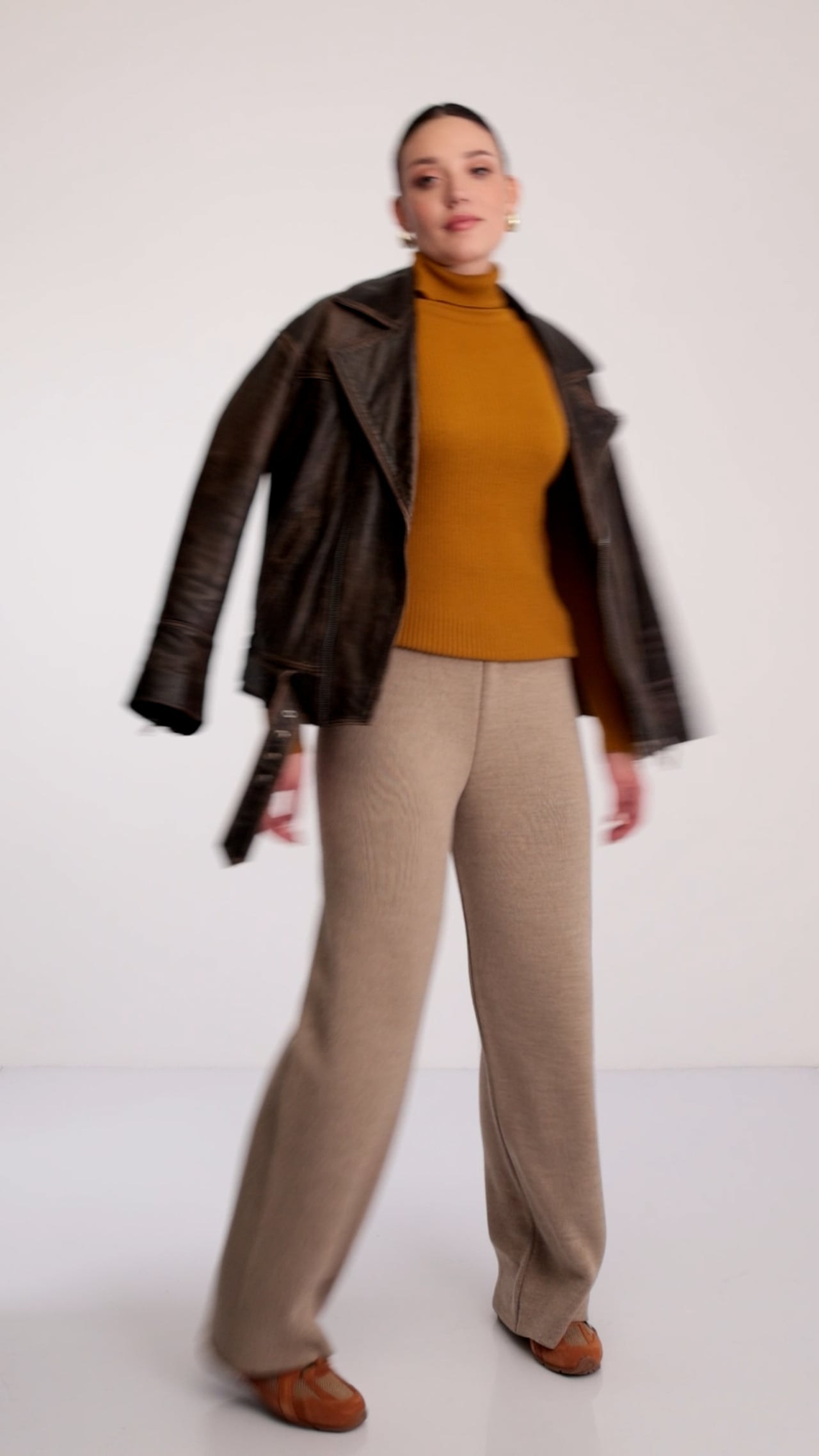 Одежда Обувь Аксессуары. Фото и видео съемка в Москве: Одежда, обувь и аксессуары; Еда и продукты питания; Мототехника; Электро и бензо инструменты; Бытовая техника