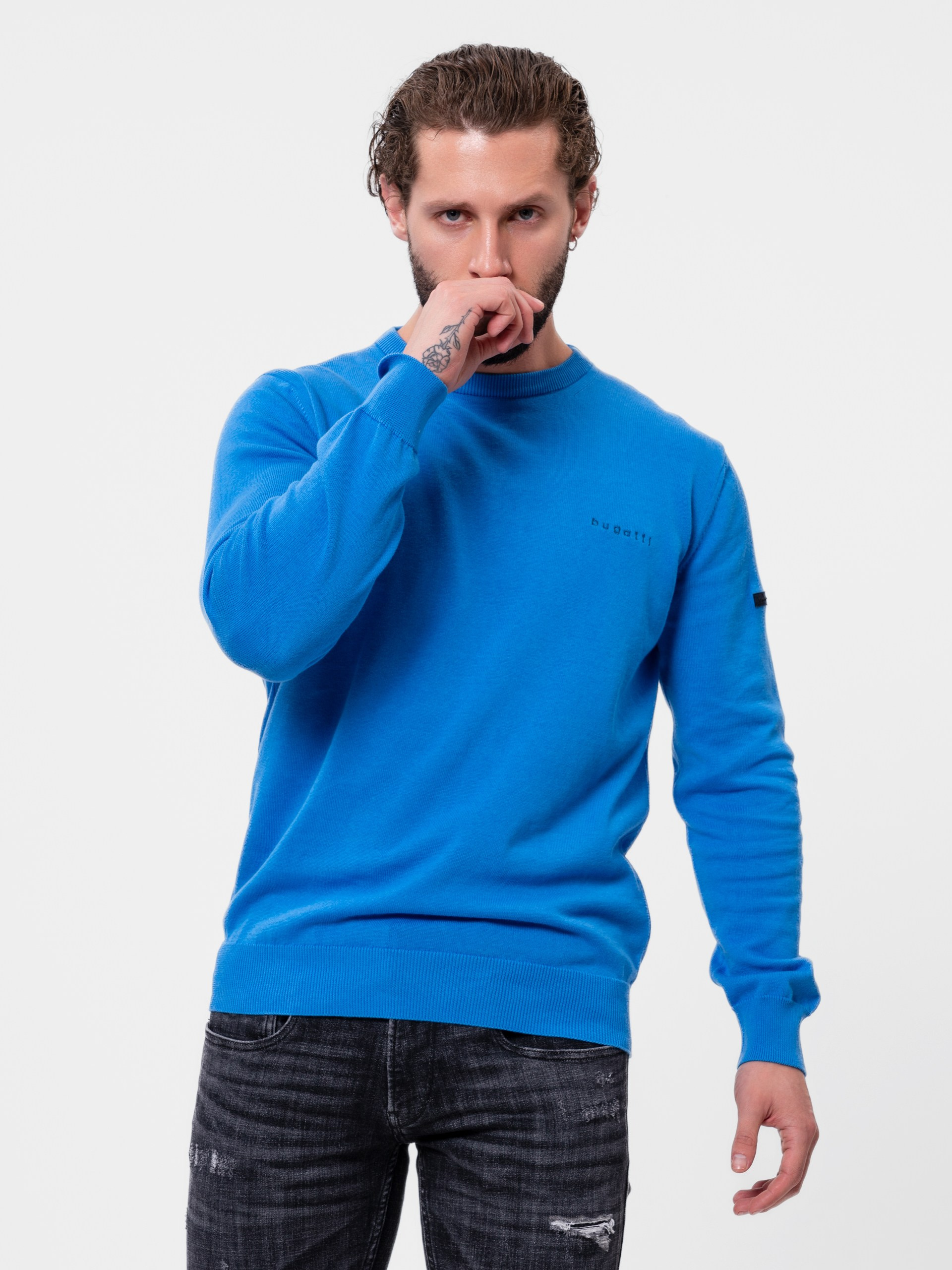 Сборная съёмка для маркетплейсов от CREATIVO PROD. Фото для маркетплейсов — CREATIVO.PROD Москва