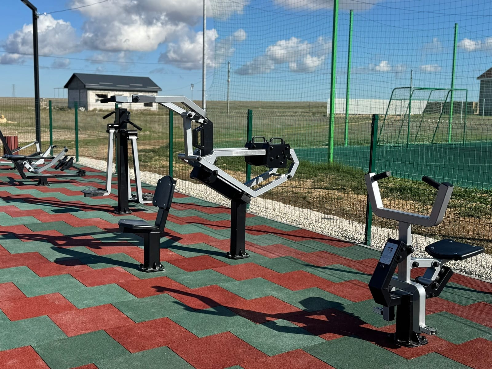 Спортивная площадка, Суворовское сельское поселение, ул. Полевая