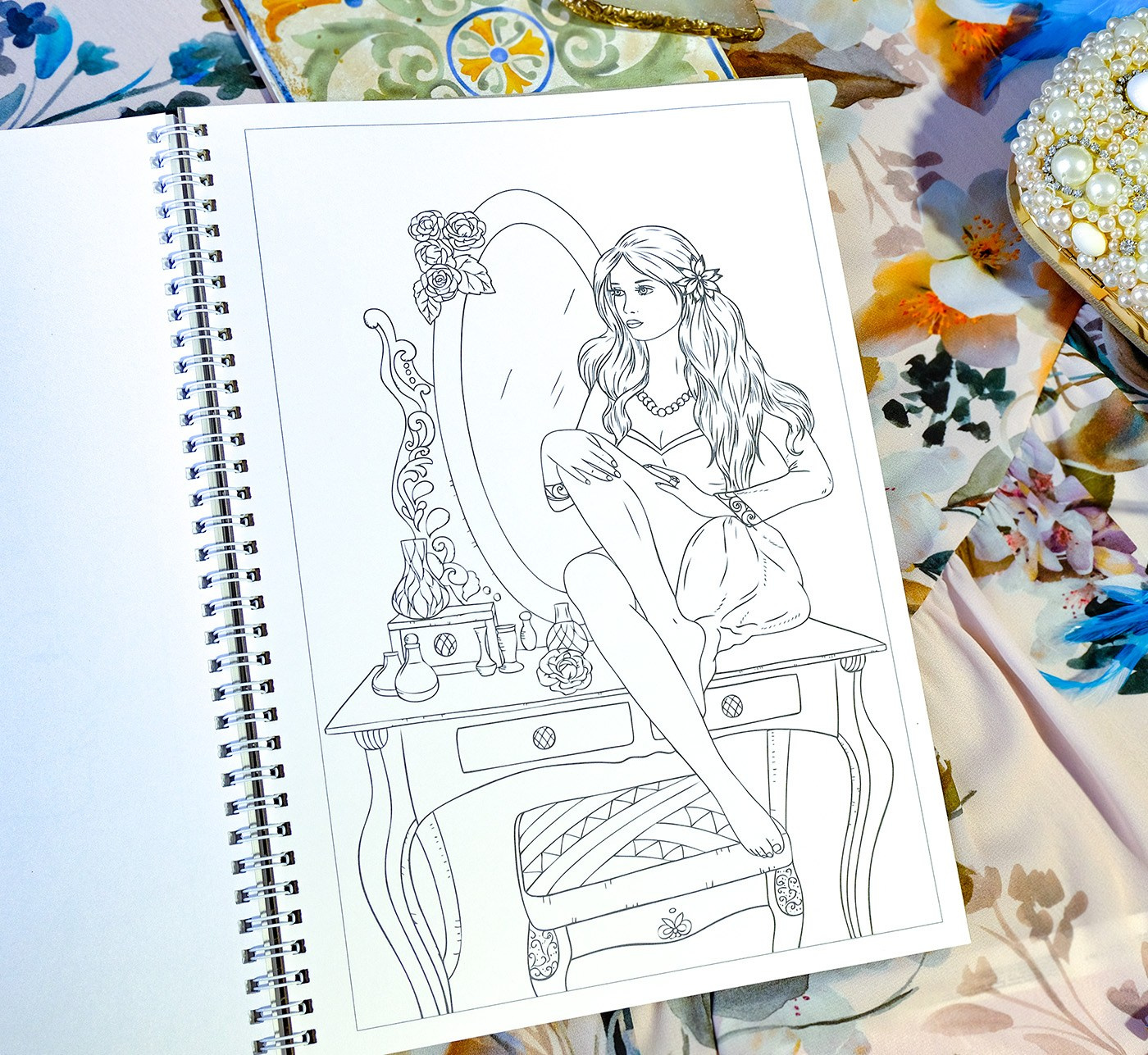 Fashion раскраска Алёны Лазаревой. Раскраски Алёны Лазаревой