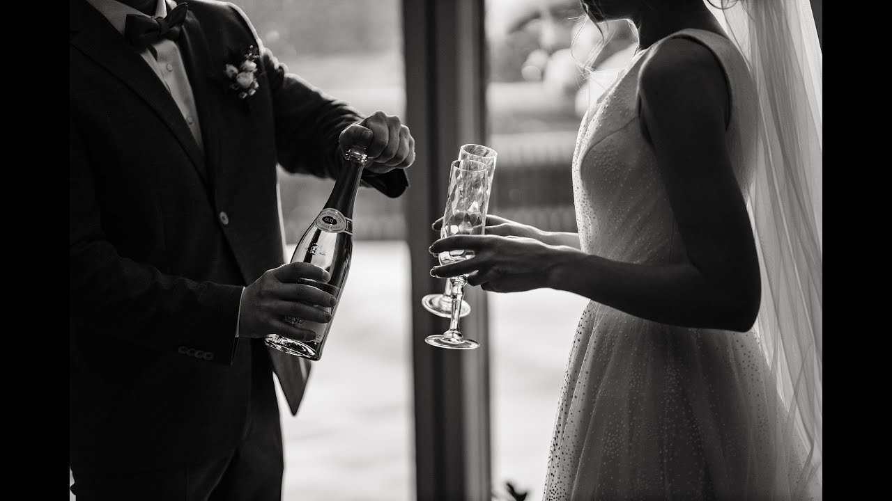 Видео слайд шоу. Свадебный фотограф в Екатеринбурге Илья Корсаков