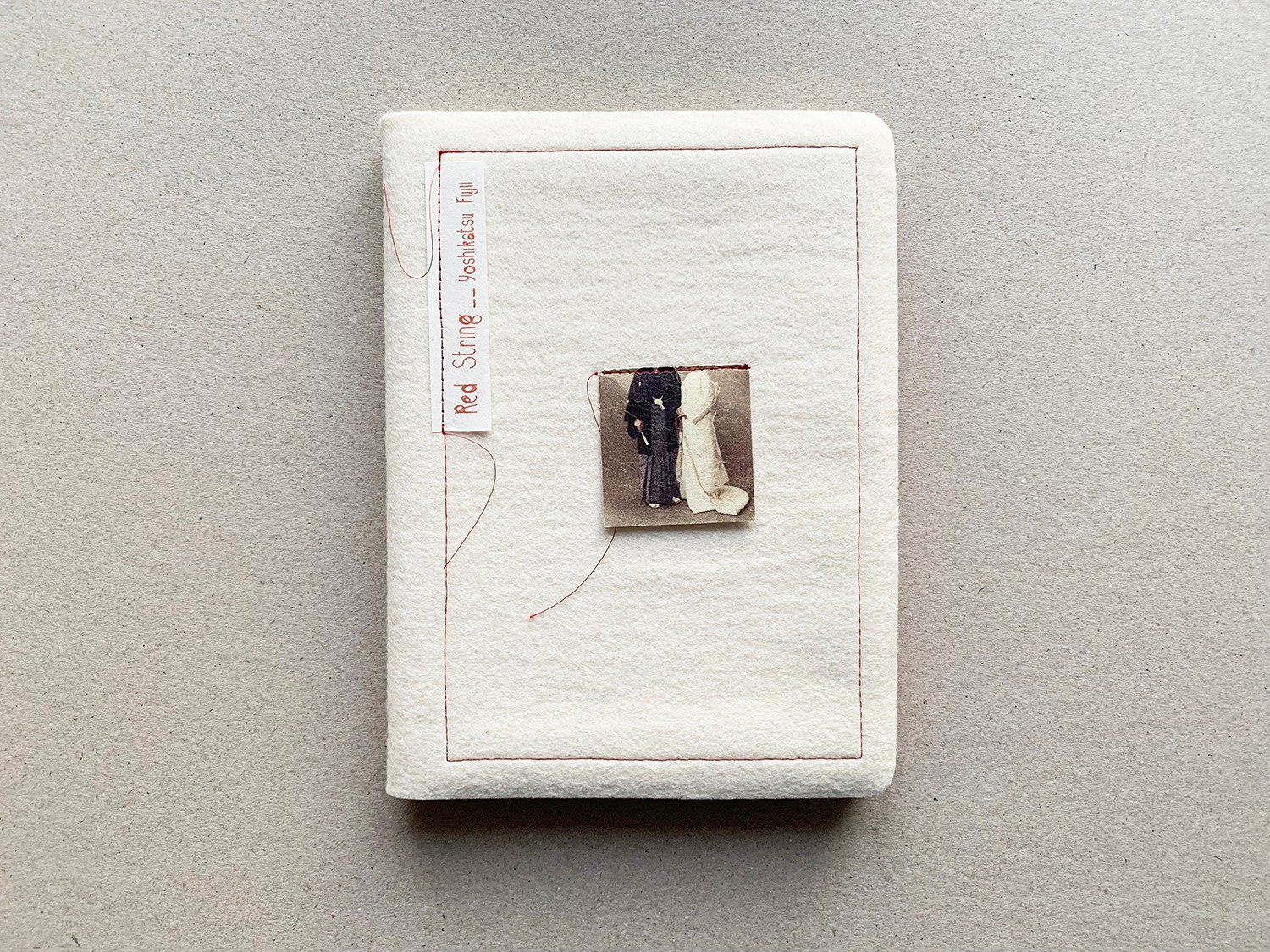 Фотокнижная библиотека Юлии Бориссовой. Фотограф и исследователь фотографии из Санкт-Петербурга Елизавета Веприцкая