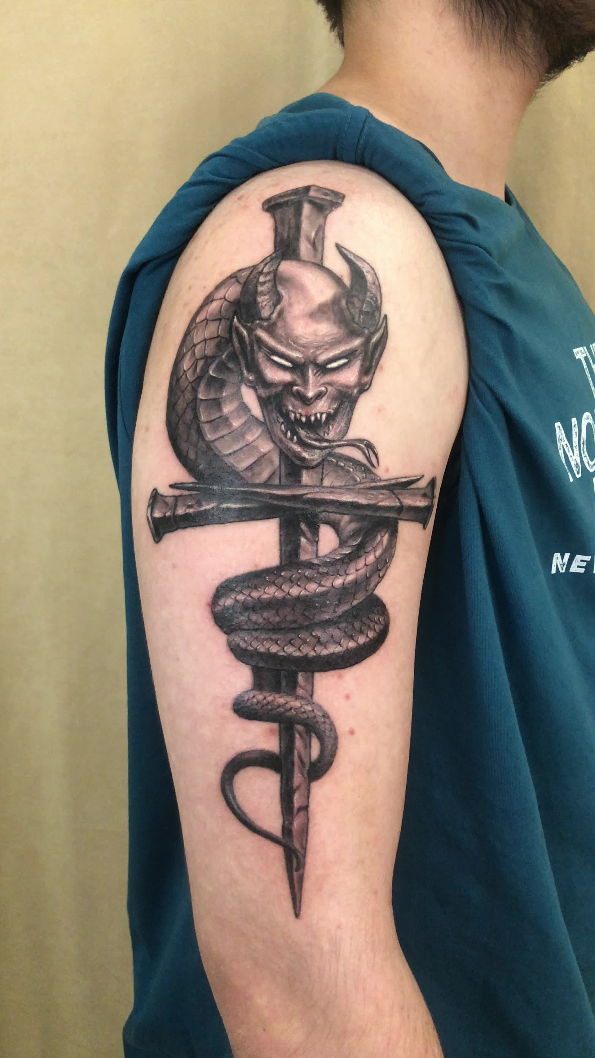 Татуировка. Helixart.ru