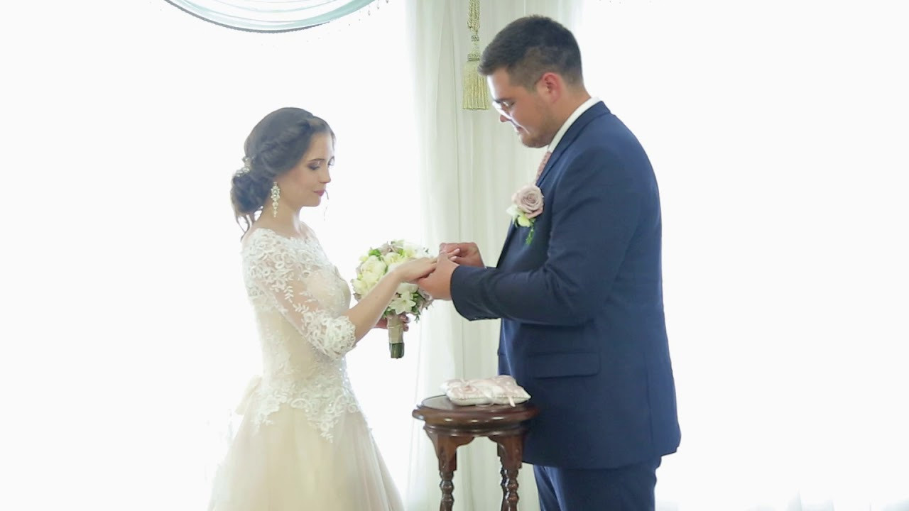 ЗАГСЫ Москвы. Видеосъемка свадеб. Видеооператор на свадьбу в Москве