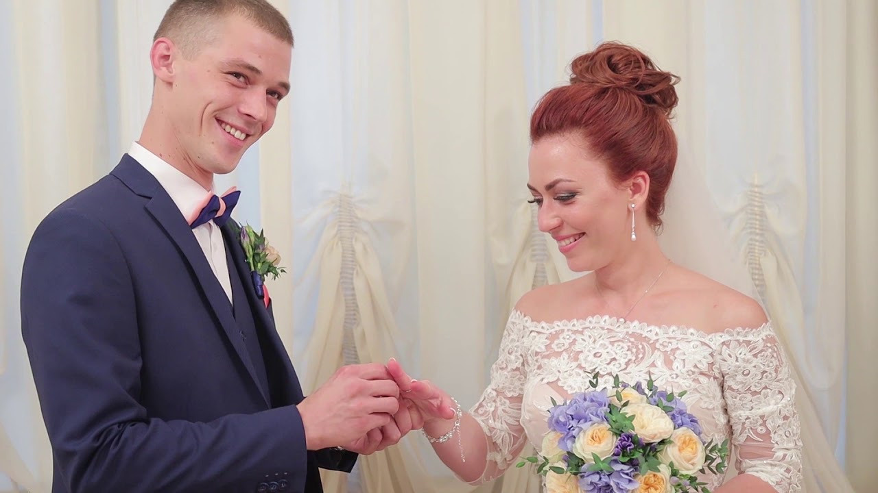 ЗАГСЫ Москвы. Видеосъемка свадеб. Видеооператор на свадьбу в Москве
