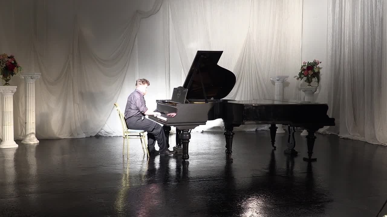 Марк Шубин — пианист, композитор. Дом Шрёдера