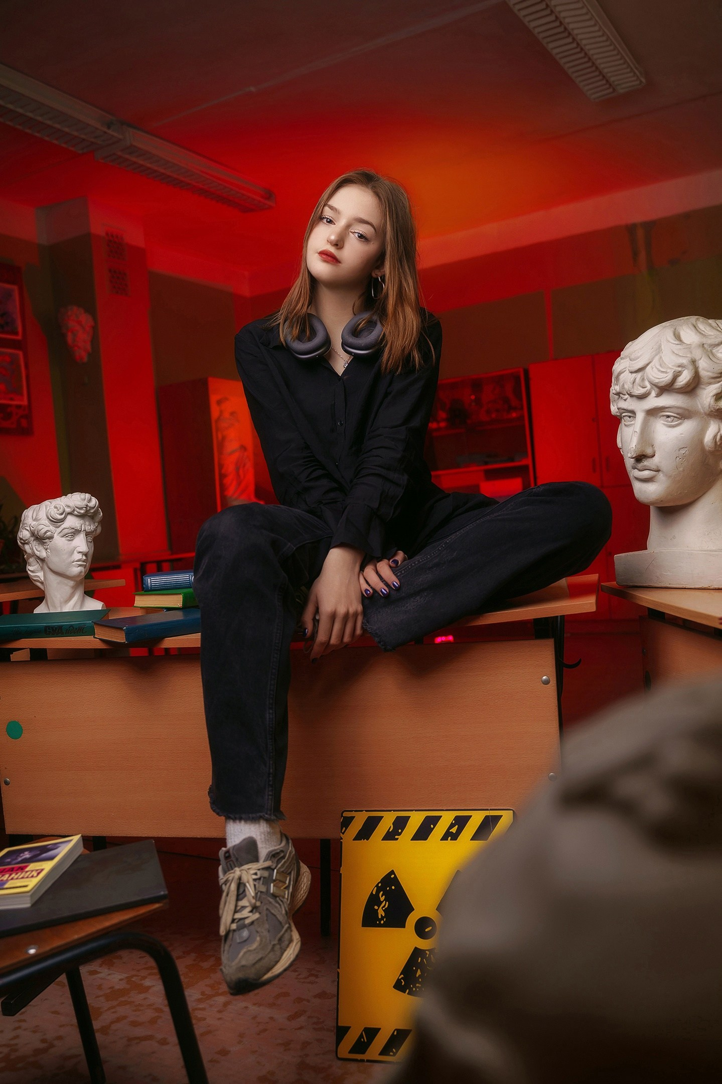 Тверь. Выпускные альбомы «под ключ» в оригинальном, авторском стиле. Фотограф на выпускной. Стильная и классически выдержанная съёмка. Школьные альбомы. Стильно. Современно. Никакого конвейера. Индивидуальный подход. Выпускная фотография. Последний звонок. Фото на выпускной. Школьный фотограф.