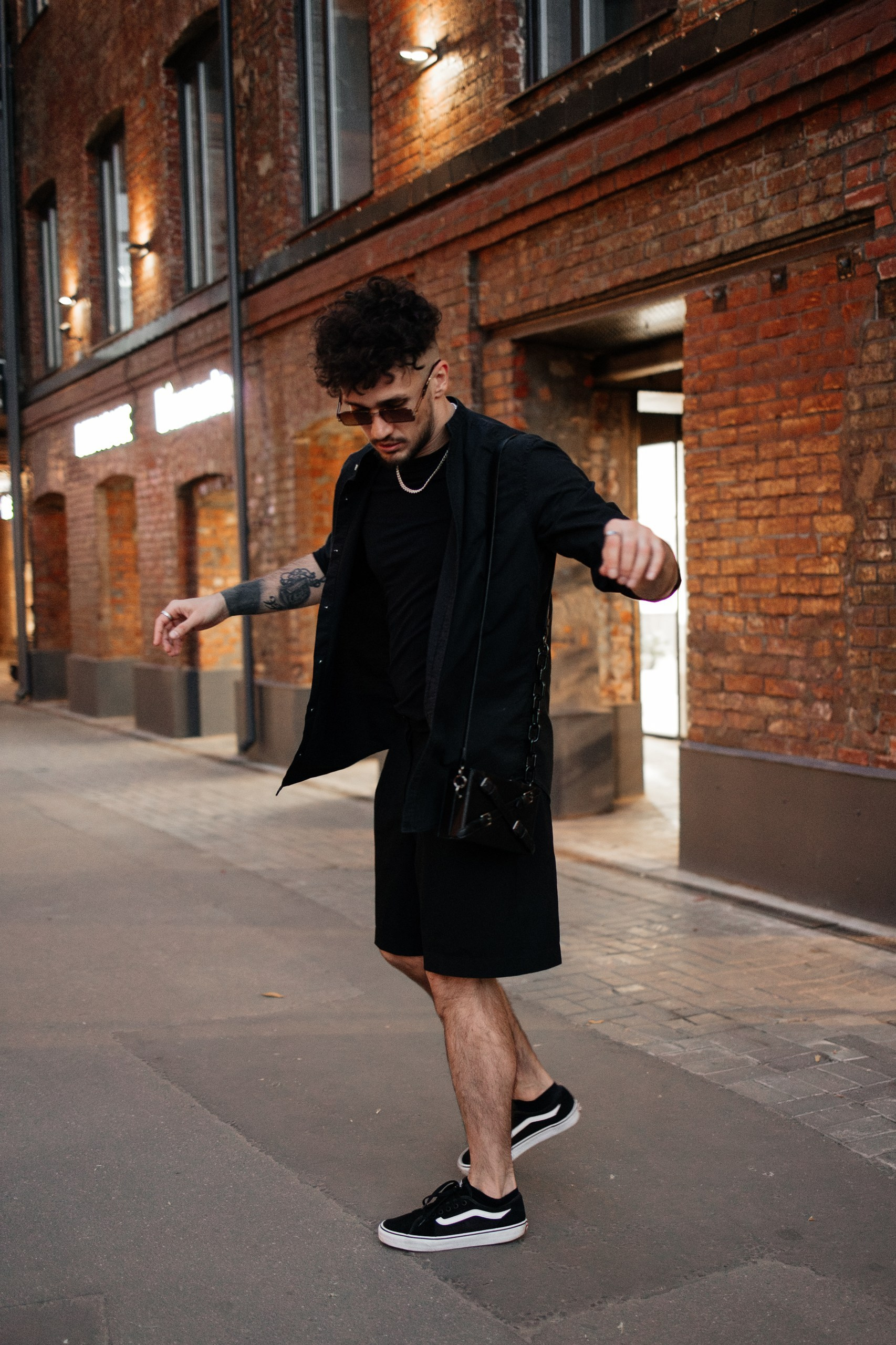 Контакты. Свадебный фотограф в Курске Антон Богданов