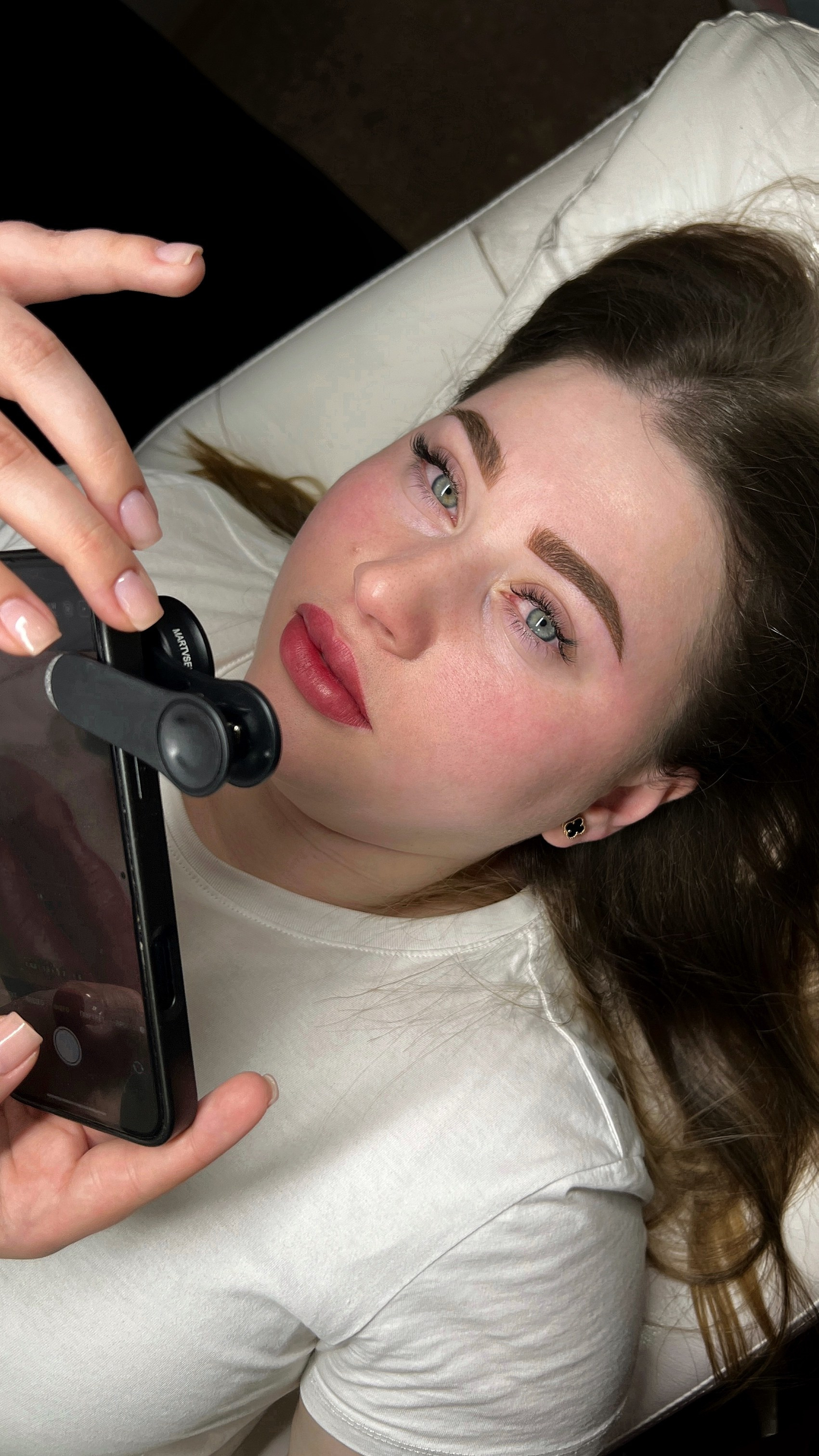 Алина. Студия перманентного макияжа, косметологии и массажа SYMMETRY в Москве, м. Киевская