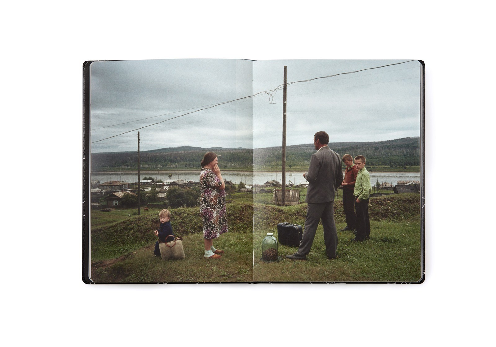 ПОПУЛЯРНЫЕ ОШИБКИ ПРИ СОЗДАНИИ ФОТОКНИГИ: Часть первая — про форму. Самоорганизация Низина