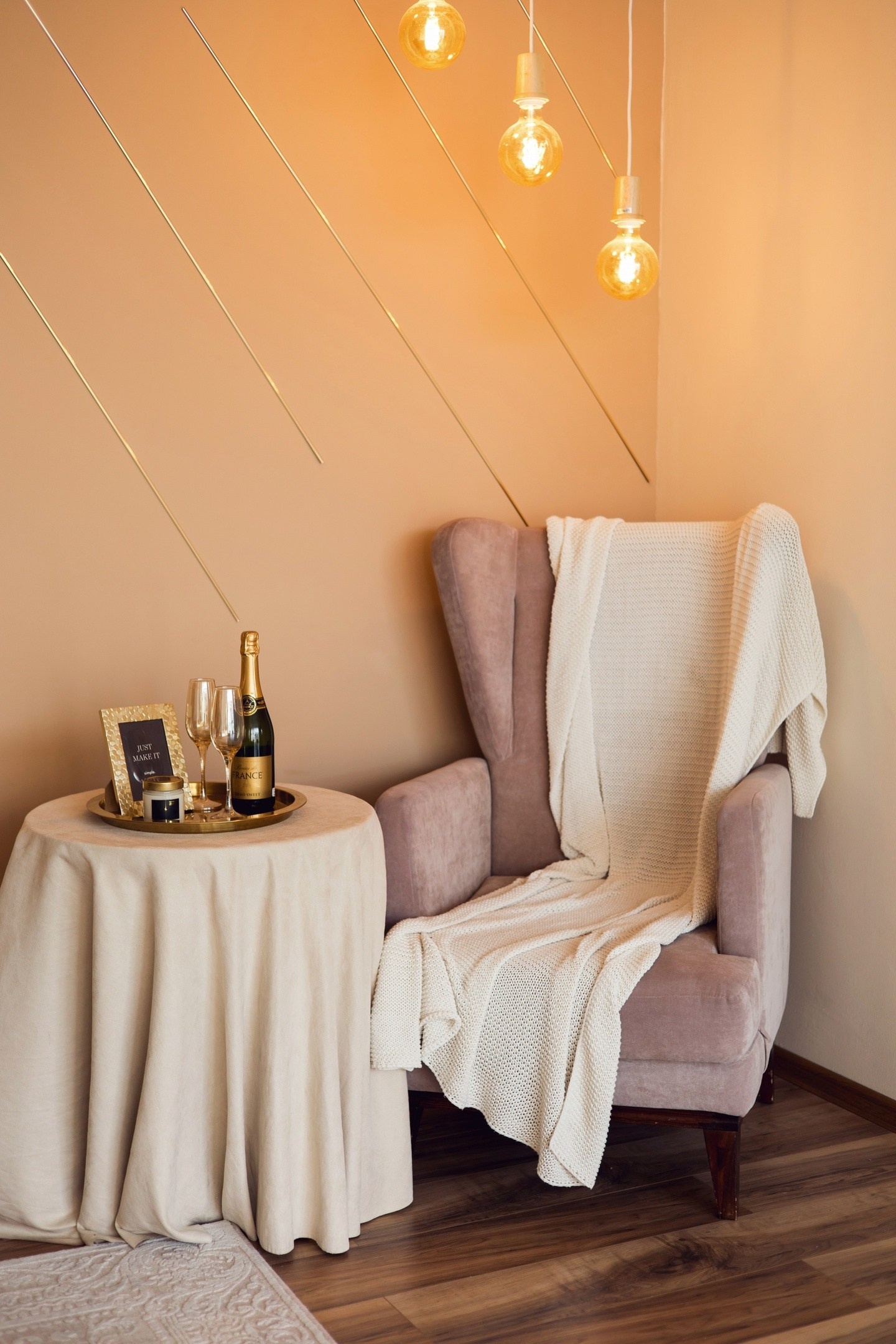 Стоимость. Фотограф Наталья Стаг в Омске. Фотографирую в разных стилях в разных студиях, а так же в школах и садах. Печатаю выпускные фотоальбомы