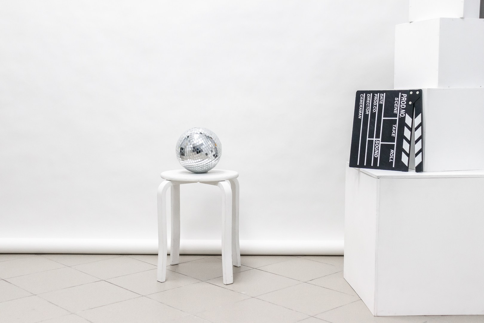 Запись в студию на Крылова. Классные выпускные альбомы — Сургут, Тюмень и ХМАО