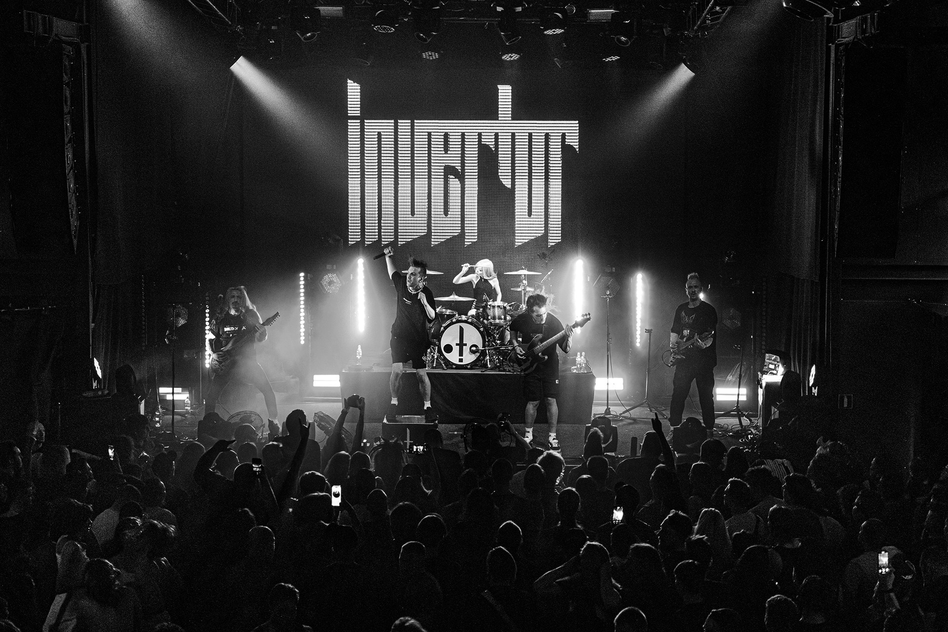 INVERTOR (31.05.25 | Москва | Урбан). Концертный фотограф | Рукавцова Валентина