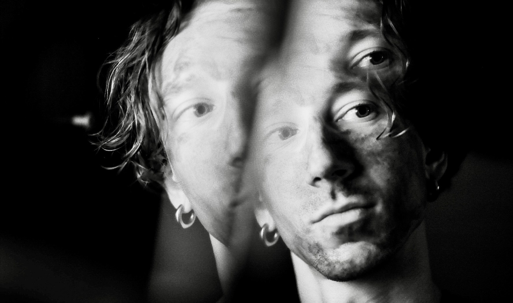 Фотограф в Петербурге Михаил Хазов • Портрет · Эротика · Ню фотография