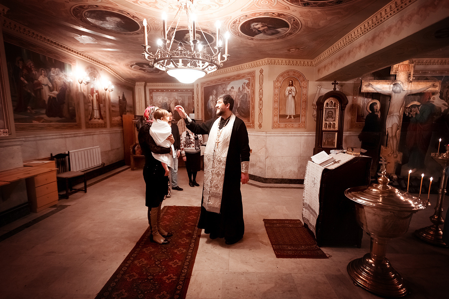 Рекомендации к фотосъемке крещения. Детский и семейный фотограф новорожденных в Москве Михайлина Татьяна