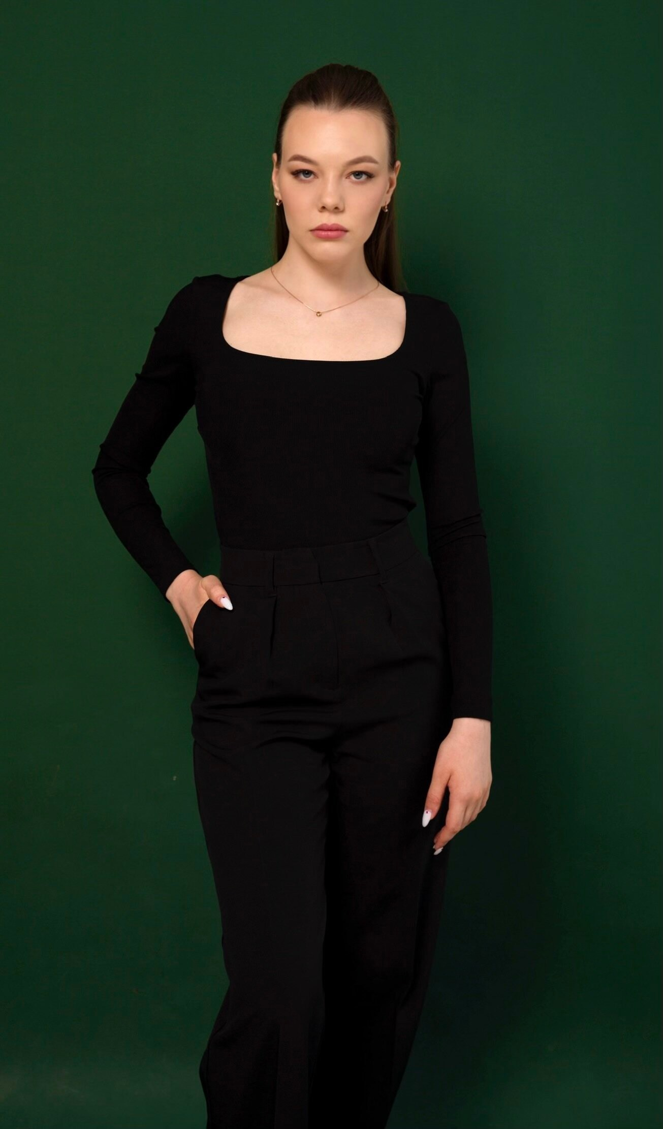 Модель для предметной съемки Настя 3 Н.Новгород | Sale Easy