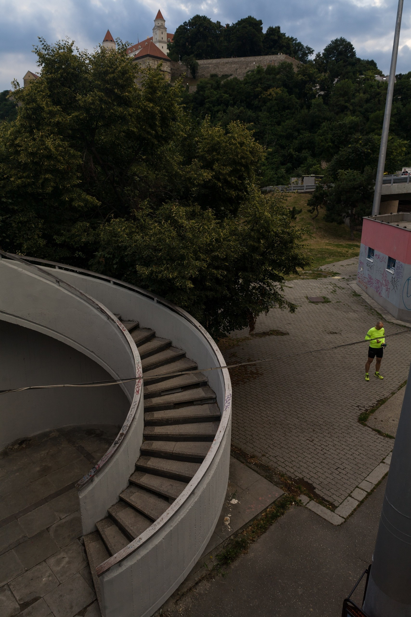 Capitals on the Danube. Künstler Verstecktoff