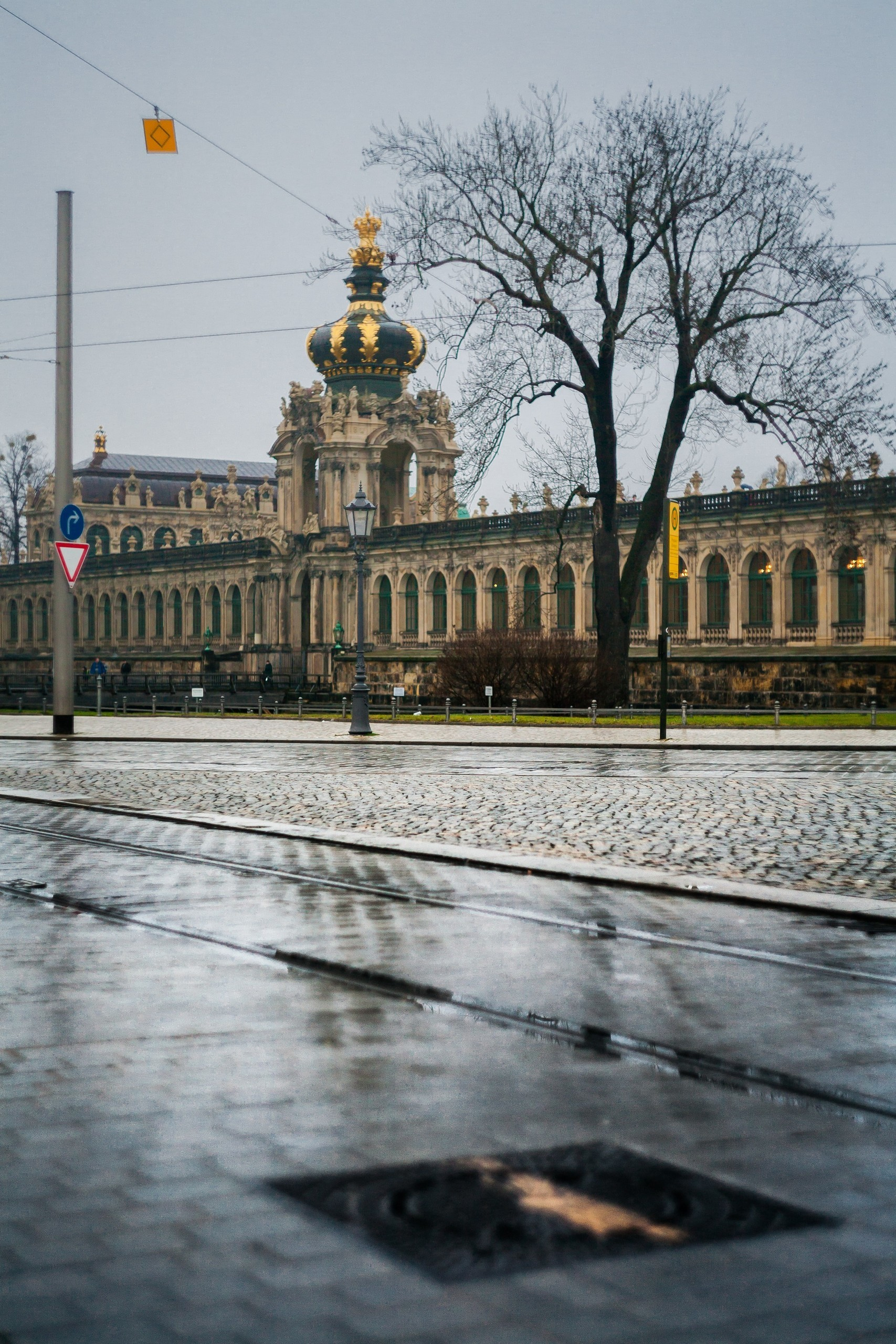 Germany. Künstler Verstecktoff