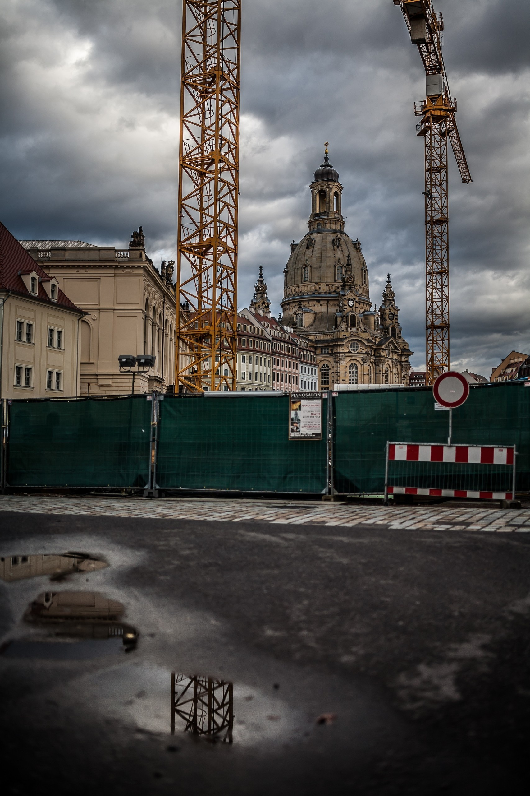 Germany. Künstler Verstecktoff