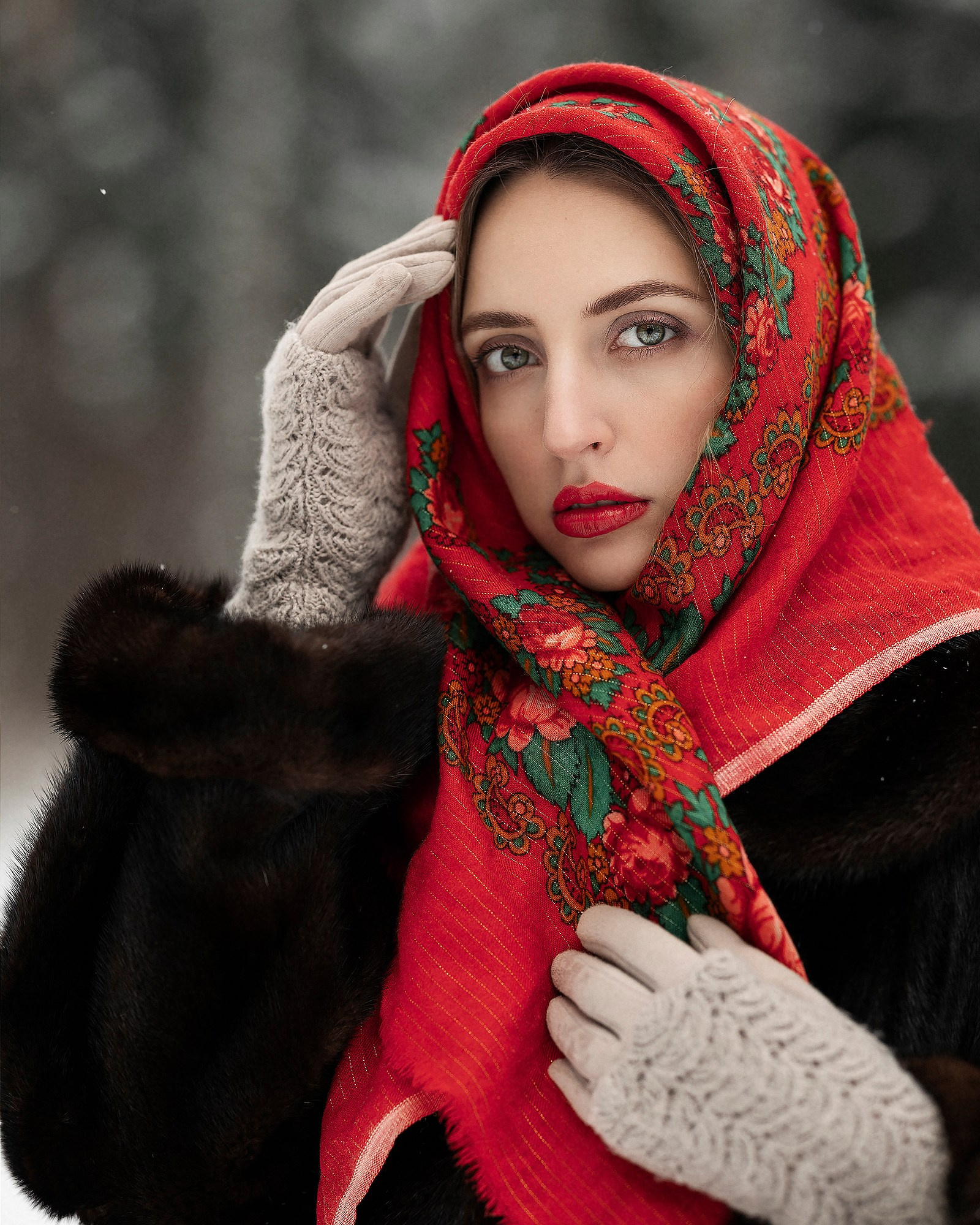 Зимняя сказка для русской красавицы. Женский и семейный фотограф в Москве Виктория