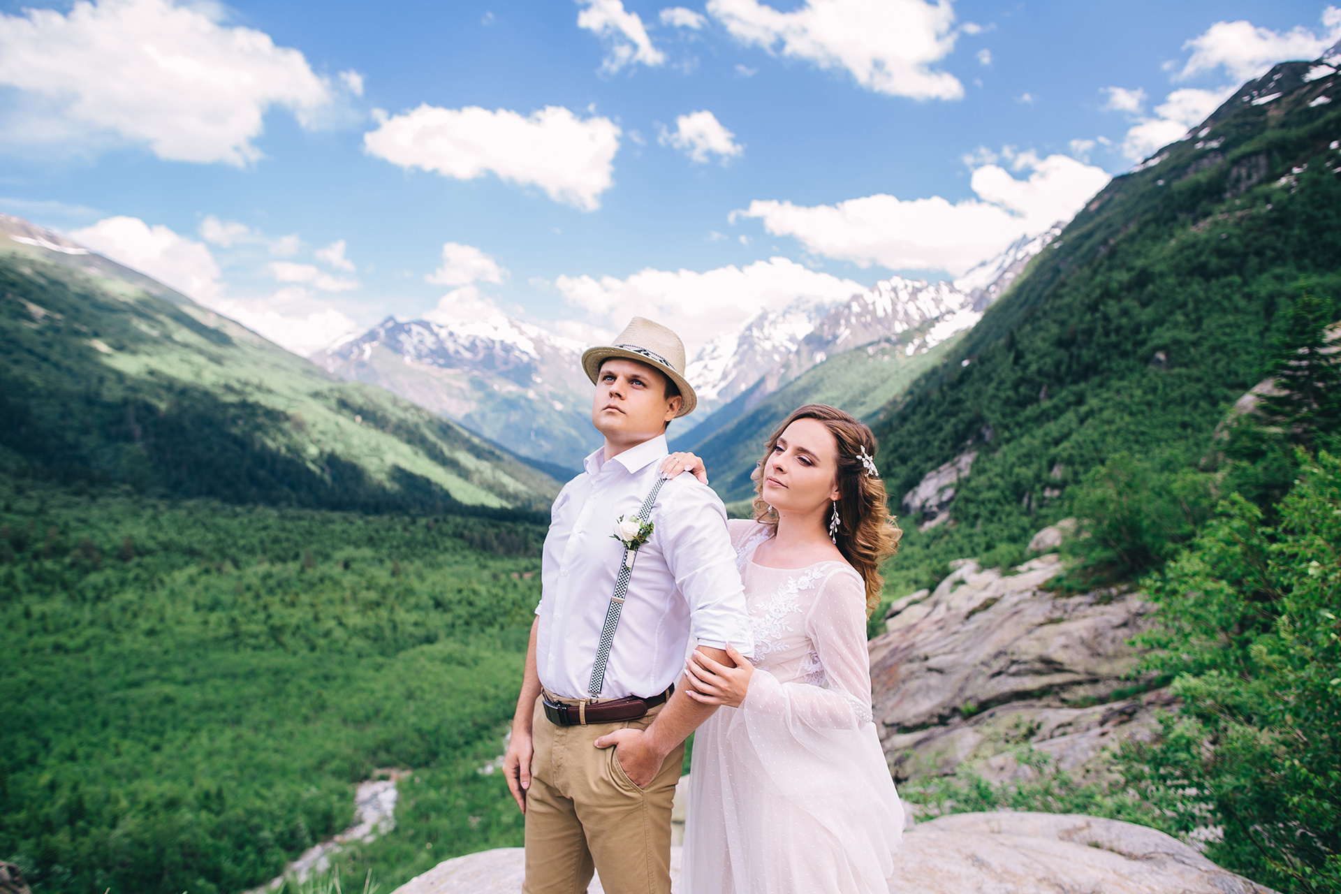 Алина и Сергей. Домбай. Свадебный фотограф и видеограф Когай Дмитрий и Юлия