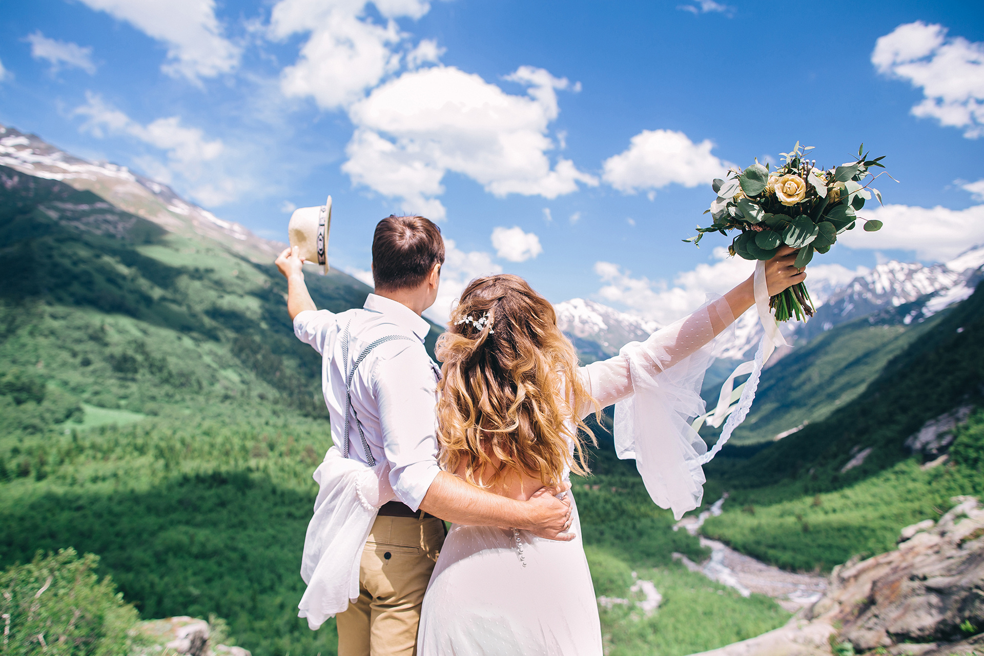 Алина и Сергей. Домбай. Свадебный фотограф и видеограф Когай Дмитрий и Юлия