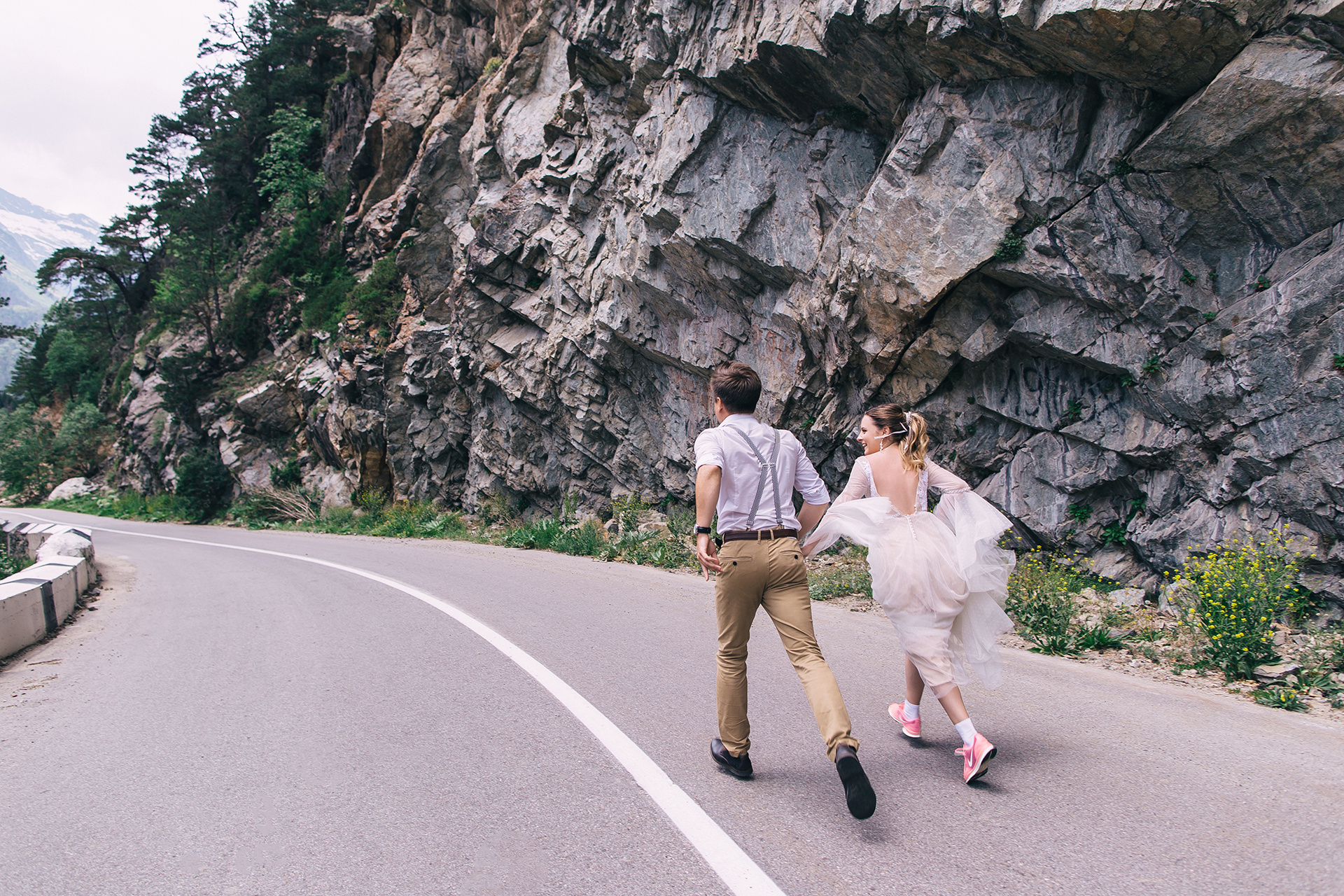 Алина и Сергей. Домбай. Свадебный фотограф и видеограф Когай Дмитрий и Юлия