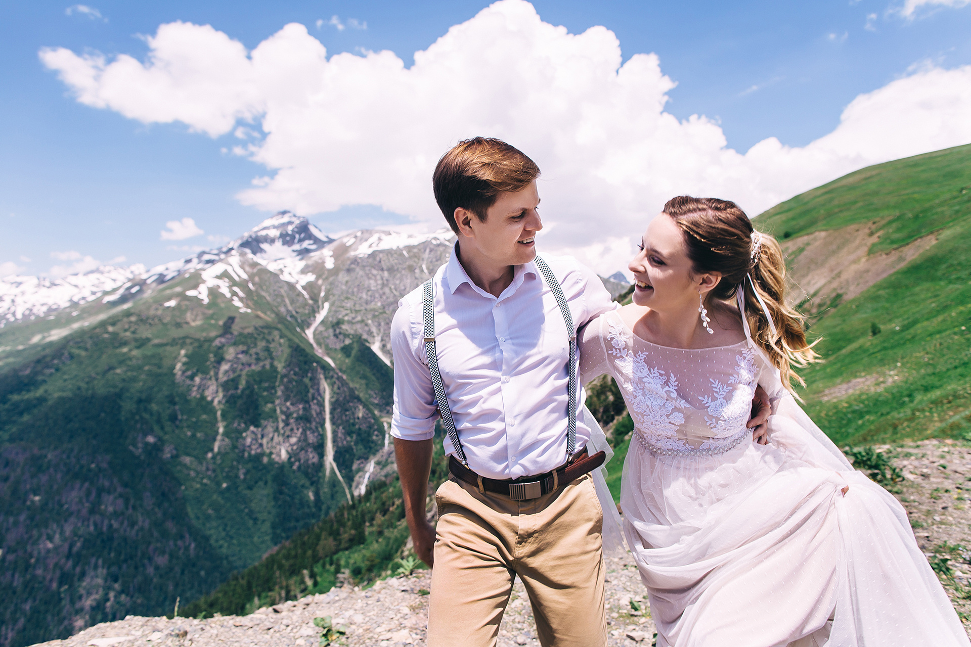 Алина и Сергей. Домбай. Свадебный фотограф и видеограф Когай Дмитрий и Юлия