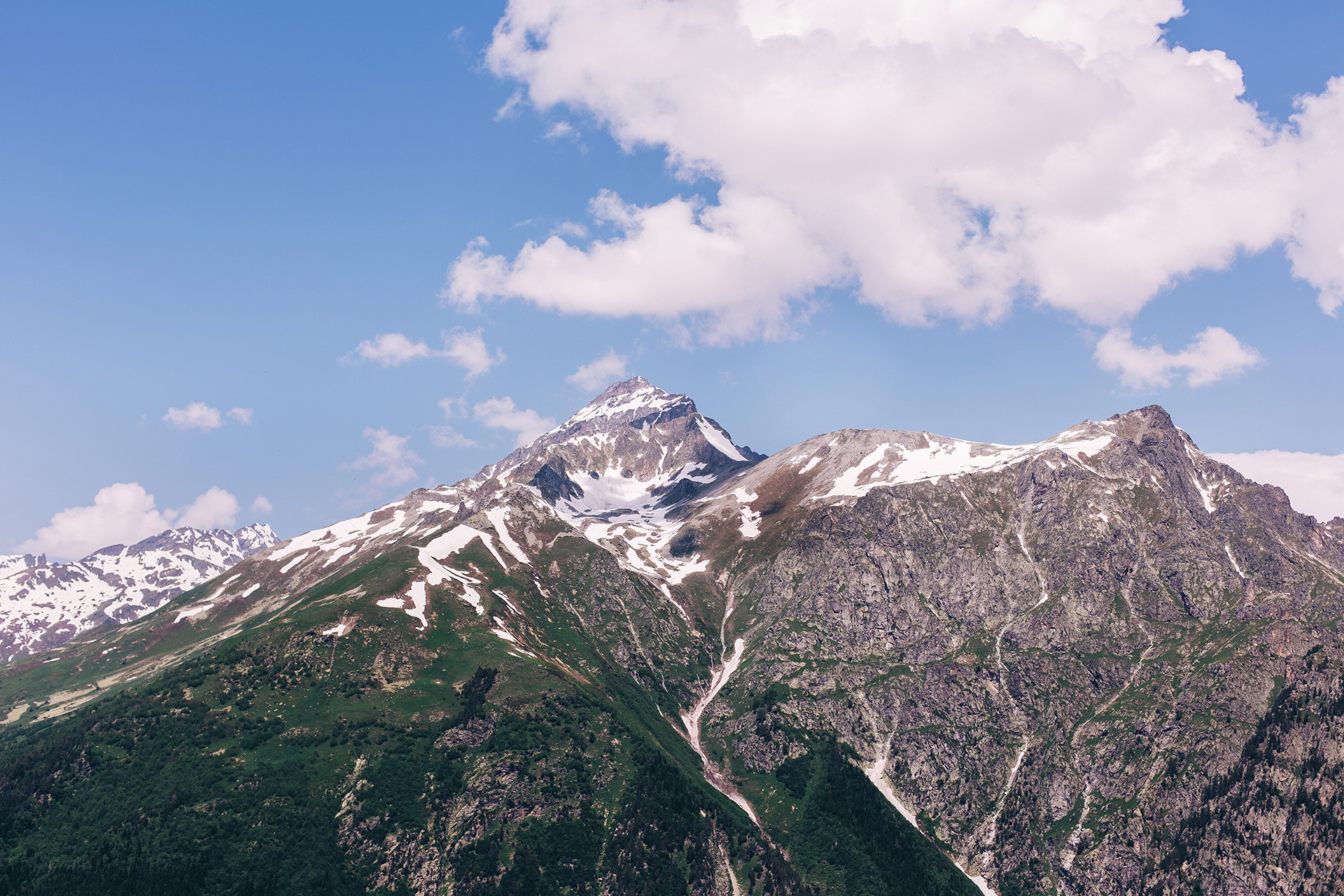 Алина и Сергей. Домбай. Свадебный фотограф и видеограф Когай Дмитрий и Юлия