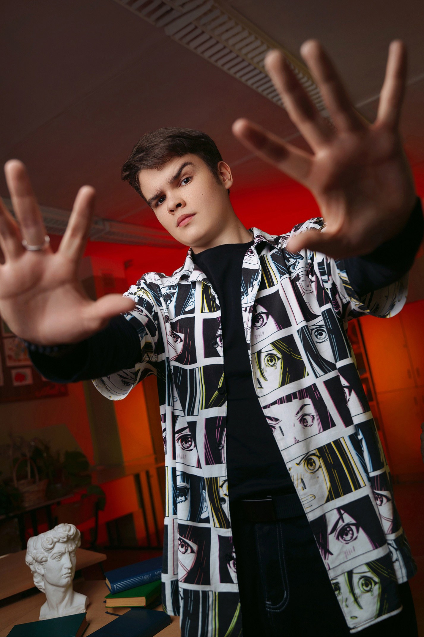 Тверь. Выпускные альбомы «под ключ» в оригинальном, авторском стиле. Фотограф на выпускной. Стильная и классически выдержанная съёмка. Школьные альбомы. Стильно. Современно. Никакого конвейера. Индивидуальный подход. Выпускная фотография. Последний звонок. Фото на выпускной. Школьный фотограф.