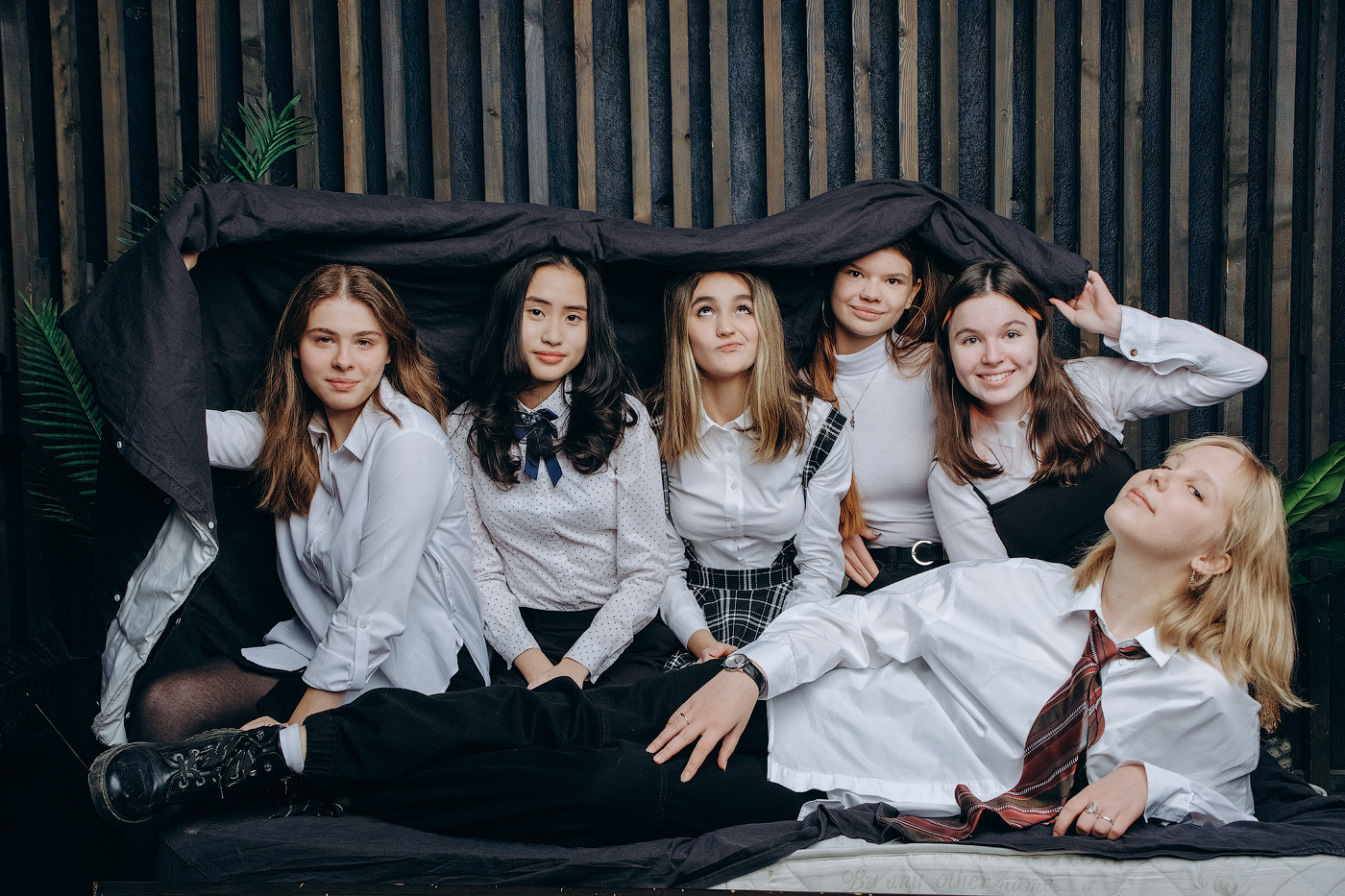 Выпускные фотоальбомы Фотограф в Москве Устинович Алена