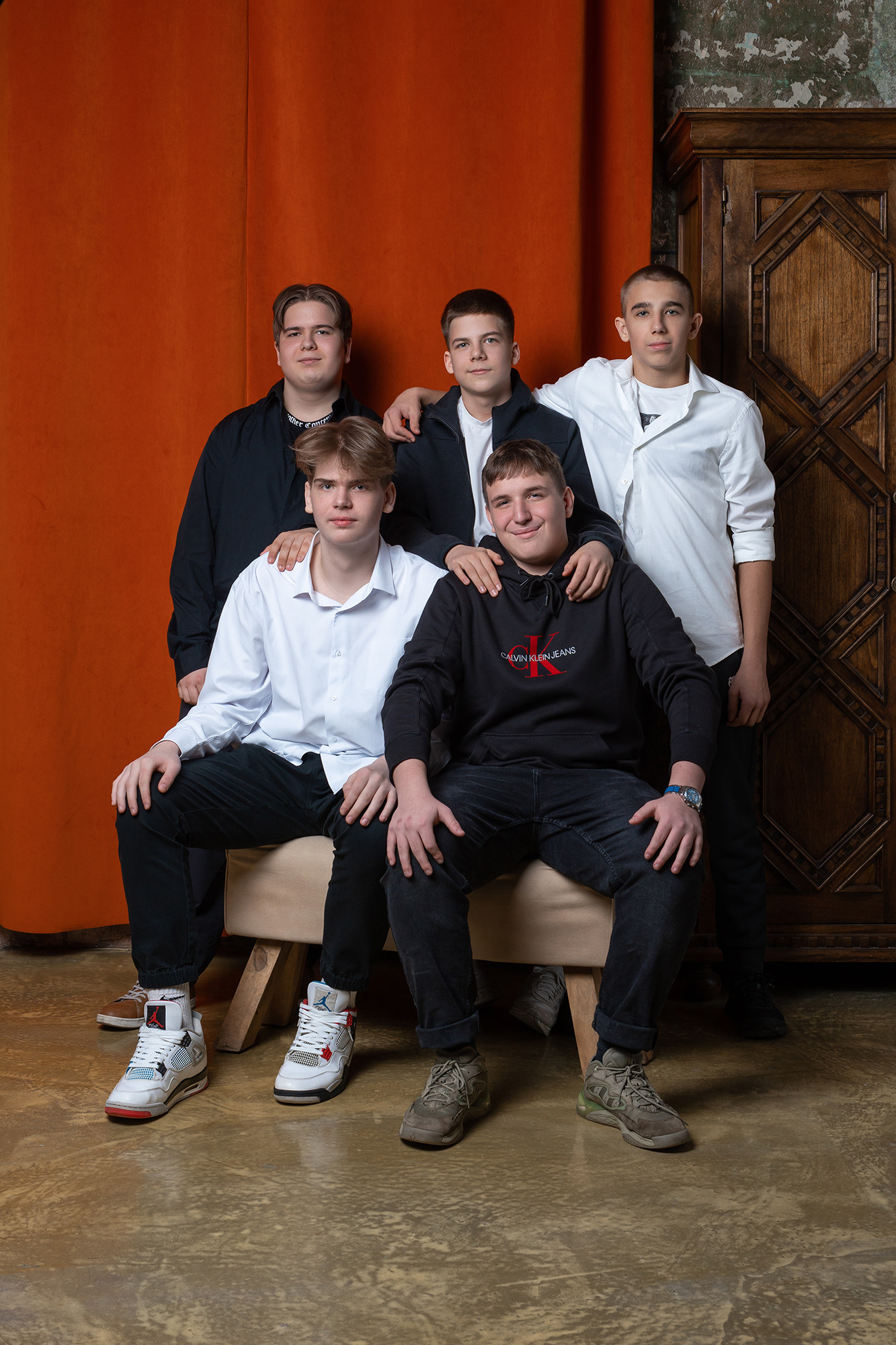 Выпускные фотоальбомы Фотограф в Москве Устинович Алена