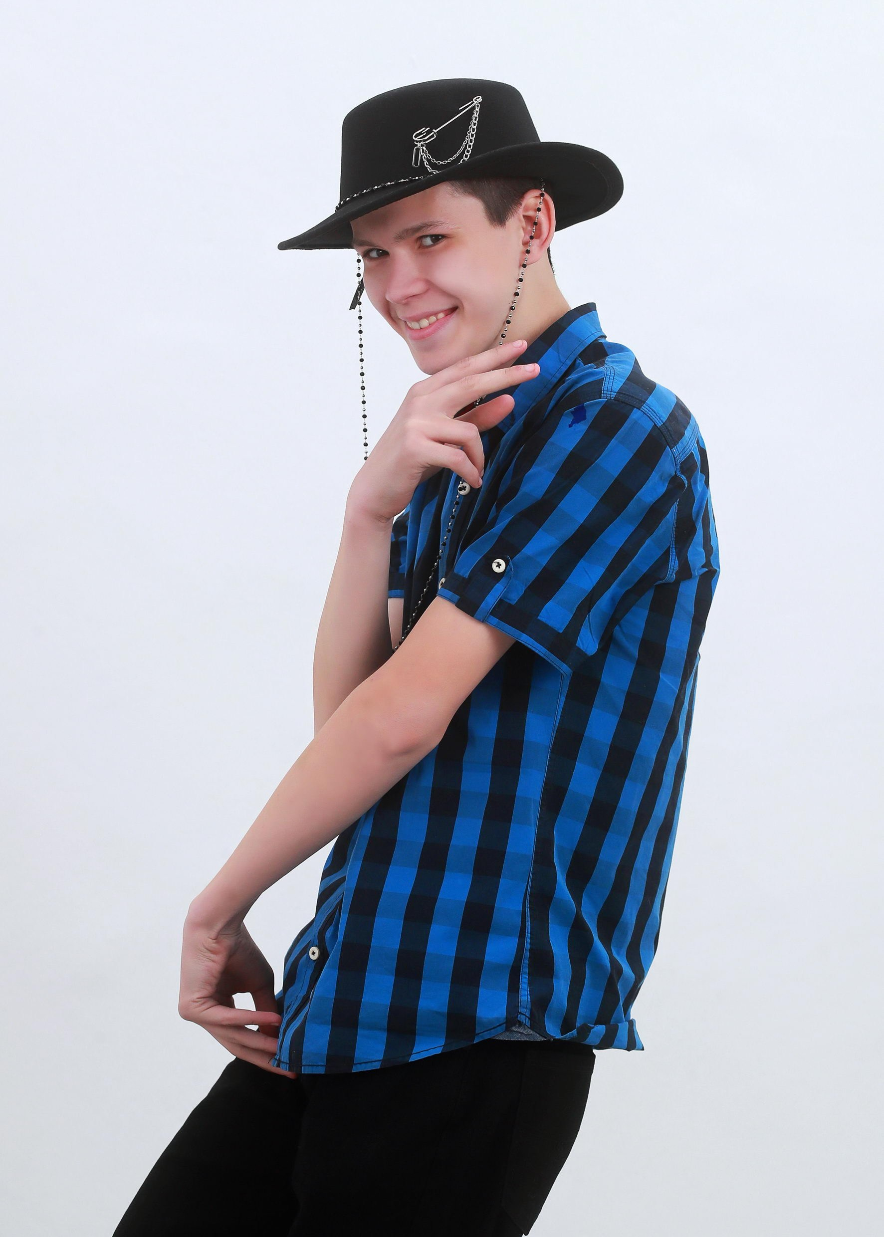 Альбомы для 9 и 11 класса. Создание стильных выпускных альбомов