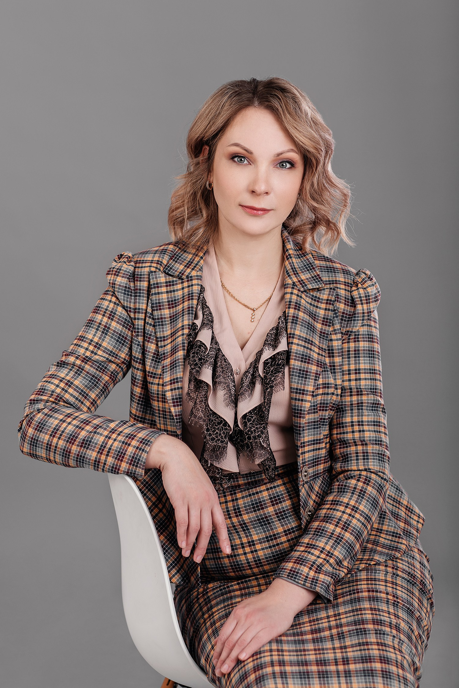 Деловой портрет. Татарникова (Измайлова) Елена — бизнес фотограф в Чите. Выезжаю по России