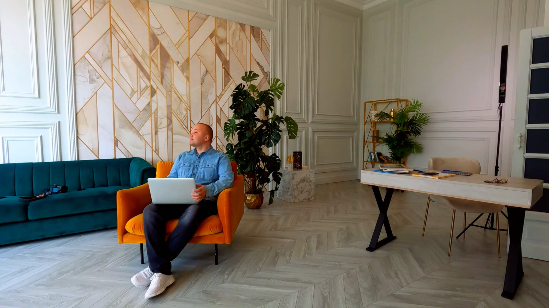 Backstage студийной съемки. Профессиональная фото и видеосъемка. Москва