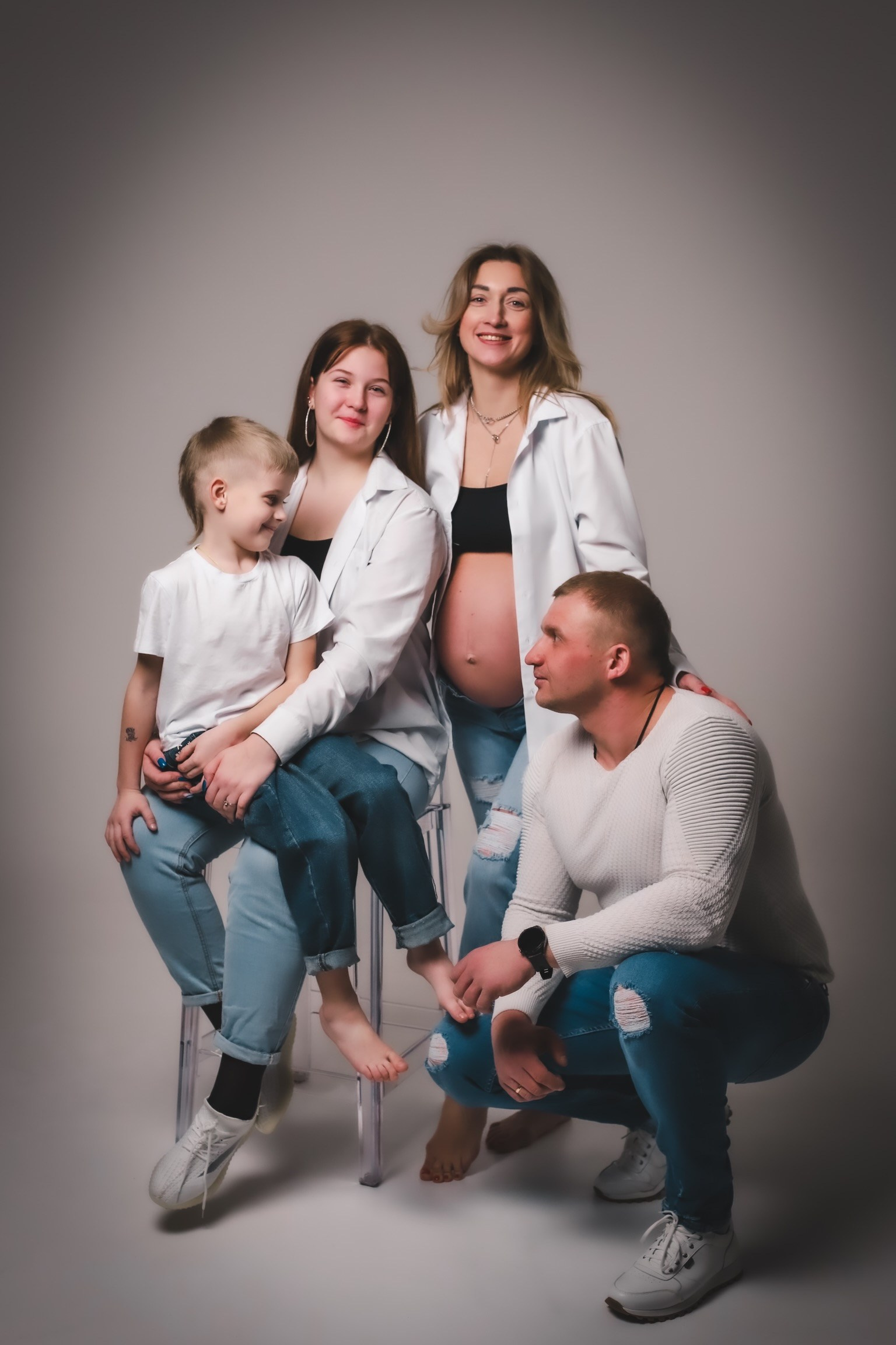 Фотограф беременности и семейных историй Эльвира Акарибе в городе Краснодар!