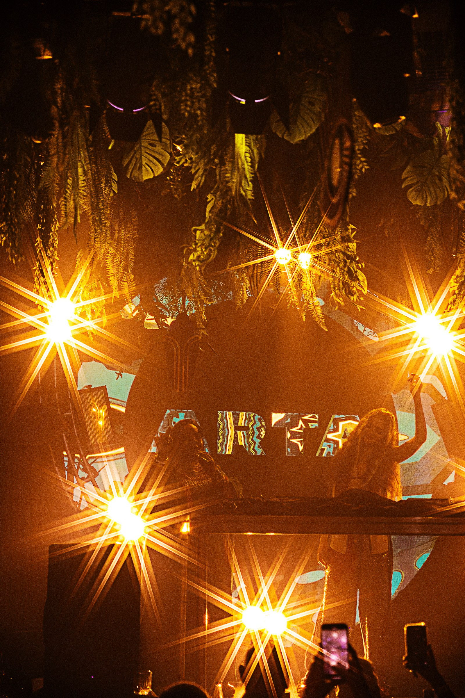 Фотограф на вечеринку спб. VERSLIBRE | Свадебный и репортажный фотограф в Санкт-Петербурге, Москве, и Поволжье