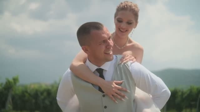 Свадебное портфолио. Свадебная видеосъемка в Крыму и Севастополе
