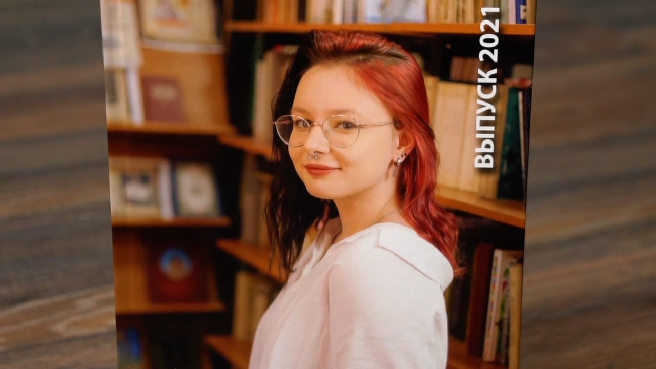 Выпускные альбомы со скидкой!. Выпускные альбомы в Москве и в Астрахани