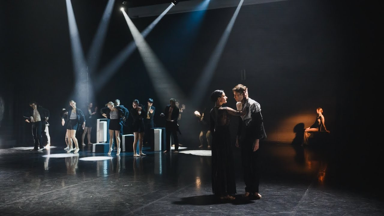 ПЕРФОРМАНС. Фотограф Евгений Чащихин RGB АРХИТЕКТОР в Перми