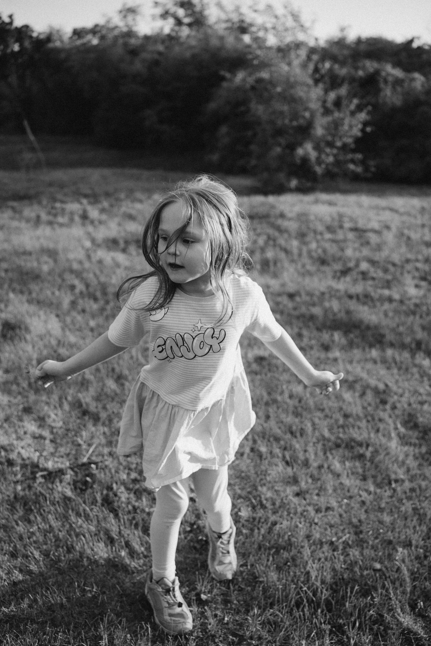 Теплая семейная съемка на природе. Фотограф Мариам Воробьева